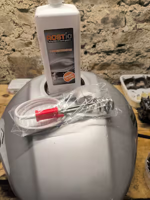 produit nettoyant reservoir